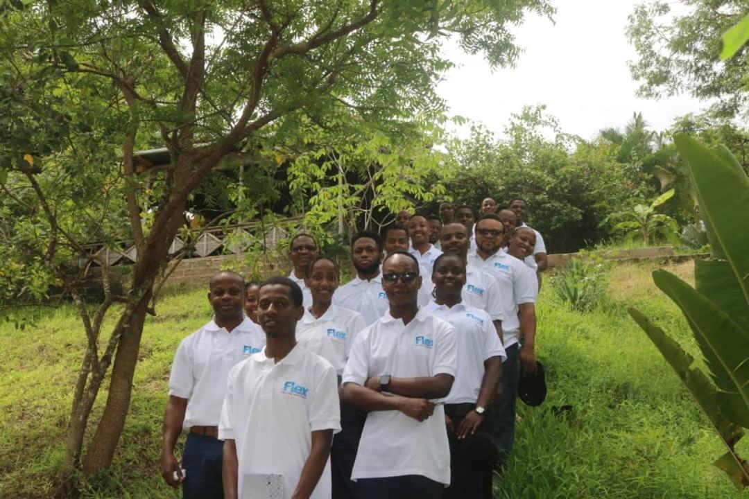 Mikoko Beach & Cottages Bagamoyo Esterno foto